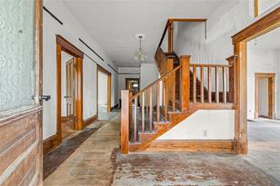 553 Division St, Tarpon Springs, FL 34689 - Photo 7