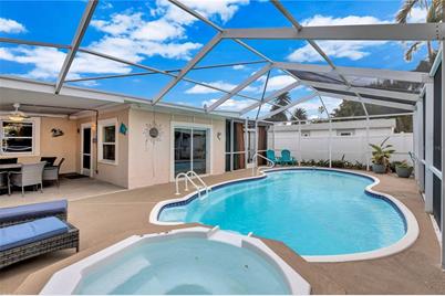 16110 3rd Street E, Redington Beach, FL 33708 - Photo 31
