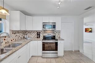 16110 3rd St E, Redington Beach, FL 33708 - Photo 21