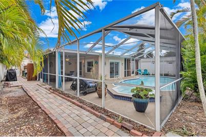 16110 3rd Street E, Redington Beach, FL 33708 - Photo 39