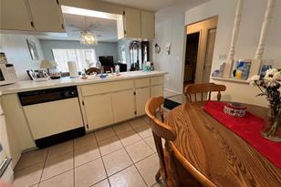 7619 Greystone Dr - Photo 3
