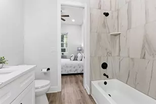 11605 1st St E, Treasure Island, FL 33706 - Photo 23