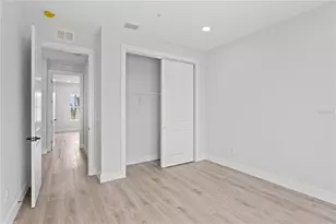 11605 1st St E, Treasure Island, FL 33706 - Photo 25