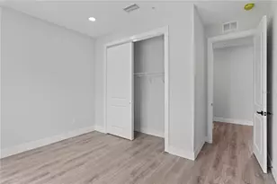 11605 1st St E, Treasure Island, FL 33706 - Photo 23