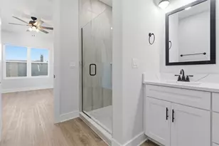 11605 1st St E, Treasure Island, FL 33706 - Photo 37