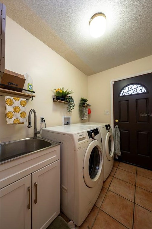 4749 Burgundy Pl, Lakeland FL  33813-2345 exterior