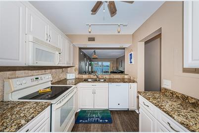 6322 Palma Del Mar Boulevard S #305, Saint Petersburg, FL 33715 - Photo 5