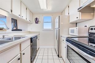 2525 W Bay Dr #b44, Largo, FL 33770
