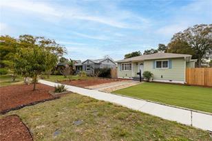4584 10th Ave N - Photo 3