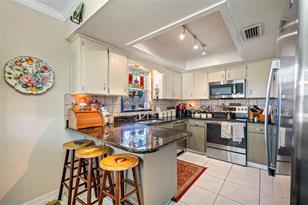 1010 35th St N - Photo 15