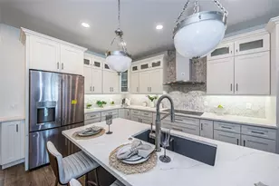 12305 3rd St E, Treasure Island, FL 33706 - Photo 25