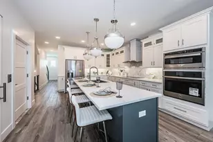 12305 3rd St E, Treasure Island, FL 33706 - Photo 23