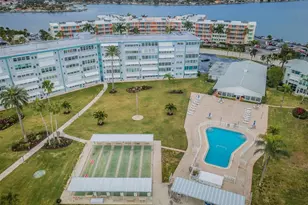 1868 Shore Dr S, South Pasadena, FL 33707 - Photo 3