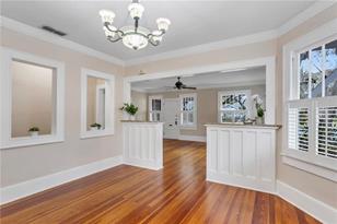 536 Scotland St - Photo 5