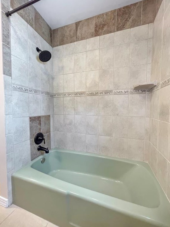 381 Westwinds Dr, Palm Harbor FL  34683-1041 exterior