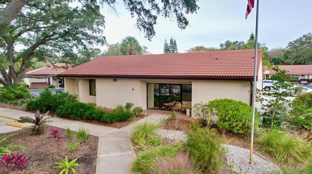 1122 Tarridon Ct, Dunedin FL  34698-8252 exterior