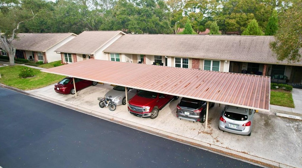 1122 Tarridon Ct, Dunedin FL  34698-8252 exterior