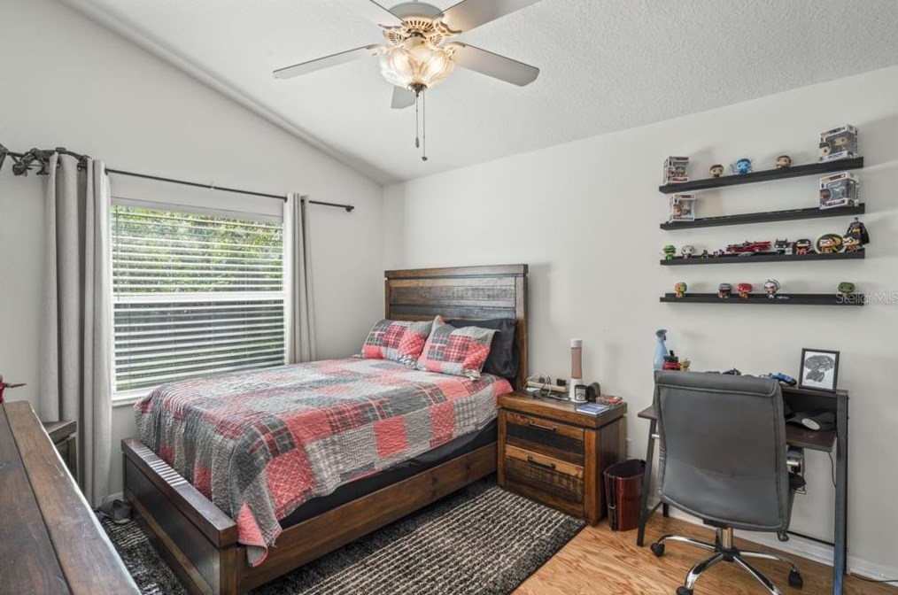 5412 Garden Arbor Dr, Lutz FL  33558-9098 exterior