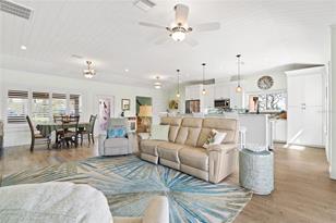 16027 Redington Dr - Photo 5