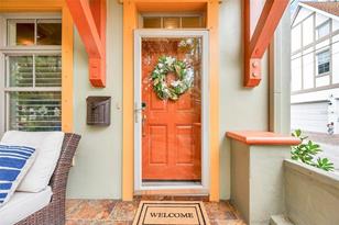 824 Bay St, Saint Petersburg, FL 33701-2502