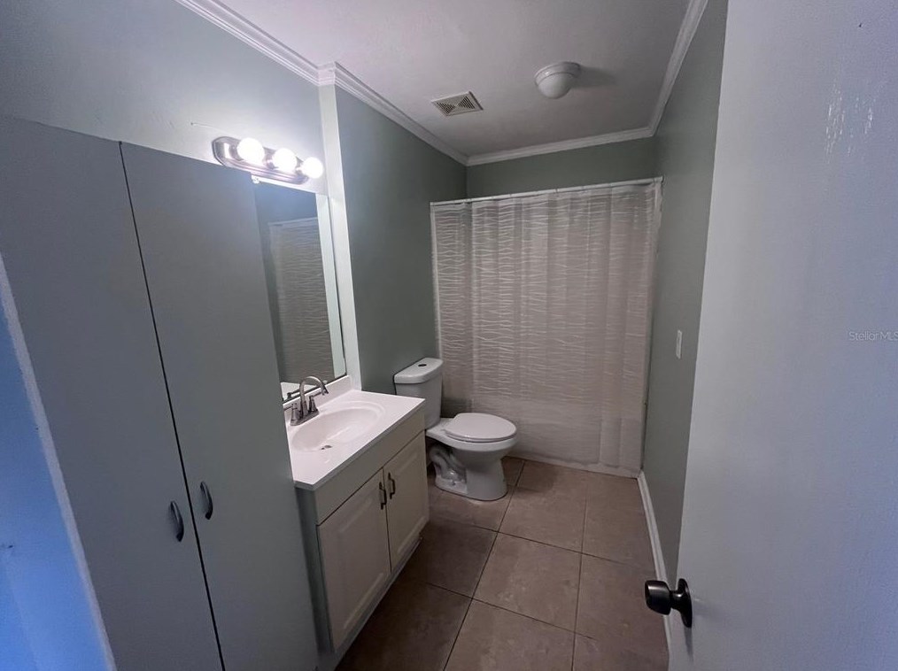 6477 23 St, Saint Petersburg FL  33702-5603 exterior