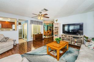 11329 Versailles Ln - Photo 9