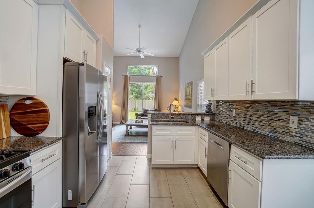 12405 Glenfield Ave, Tampa FL  33626-2607 exterior