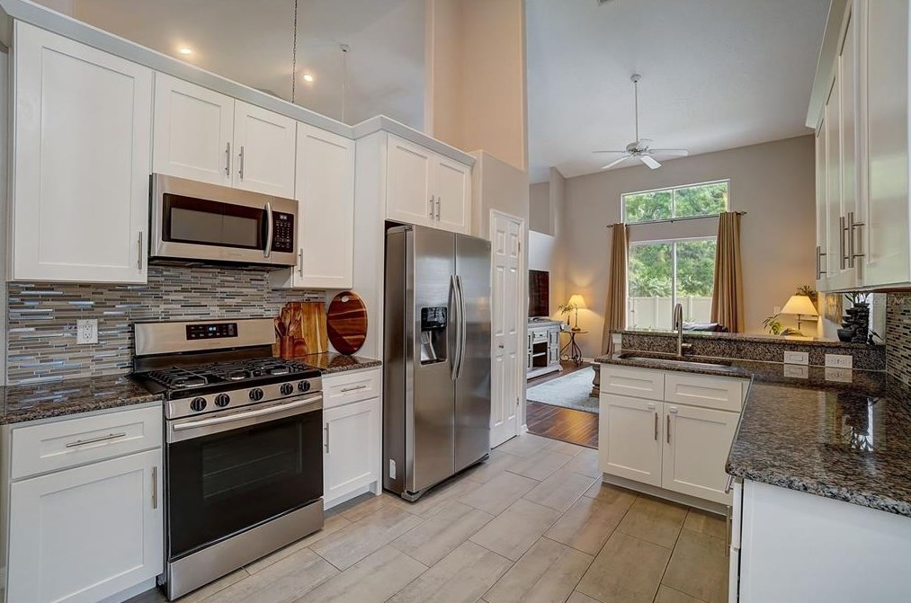 12405 Glenfield Ave, Tampa FL  33626-2607 exterior