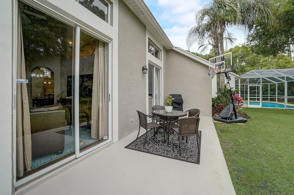 12405 Glenfield Ave, Tampa FL  33626-2607 exterior