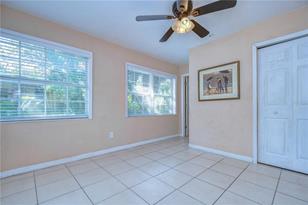 718 E Ellicott St - Photo 11