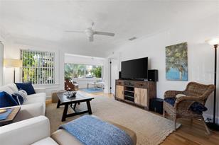 109 12th Ave - Photo 3