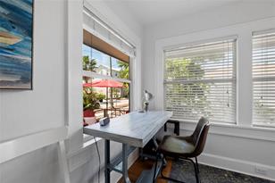 109 12th Ave - Photo 33