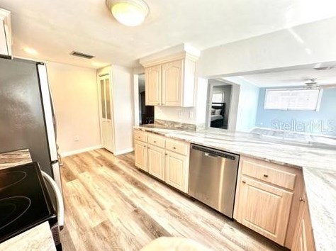 3638 Springfield Dr, Tarpon Springs FL  34691-1235 exterior