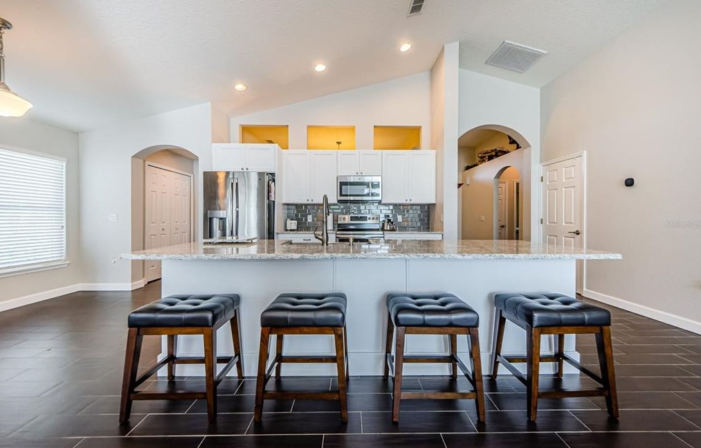 2650 Sierra Vista Way, Tarpon Springs FL  34691-7840 exterior