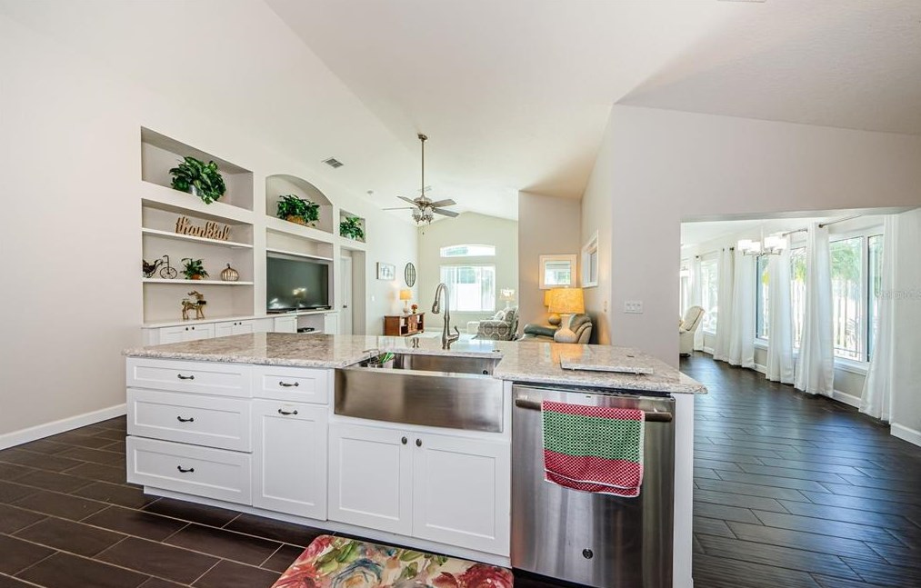 2650 Sierra Vista Way, Tarpon Springs FL  34691-7840 exterior