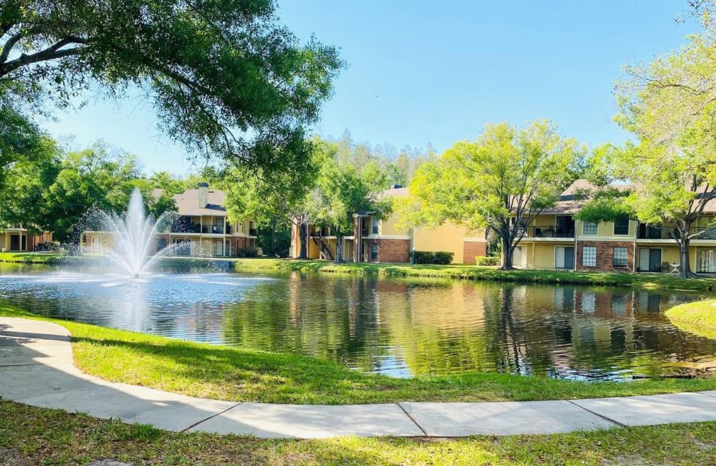 8625 Fancy Finch Dr, Tampa FL 33614-2390 exterior