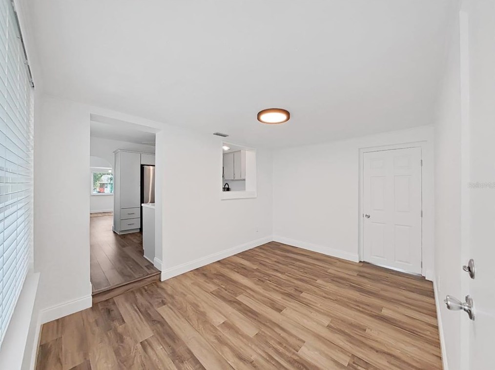4050 31st Ave, Saint Petersburg FL  33713-2218 exterior