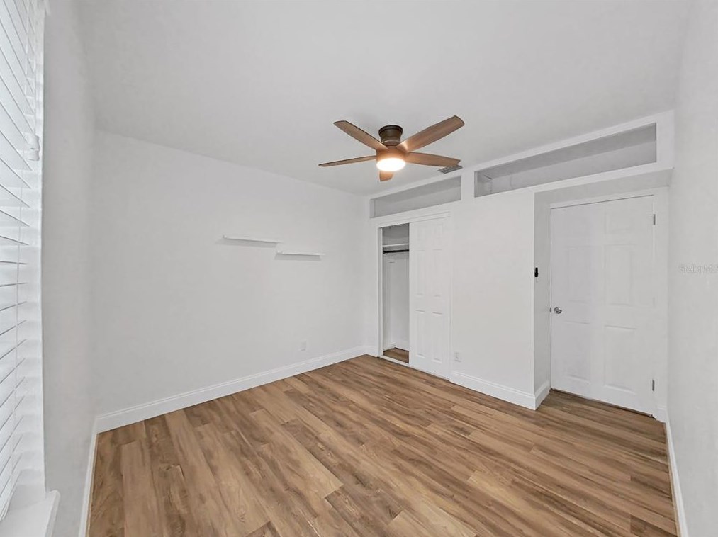 4050 31st Ave, Saint Petersburg FL  33713-2218 exterior