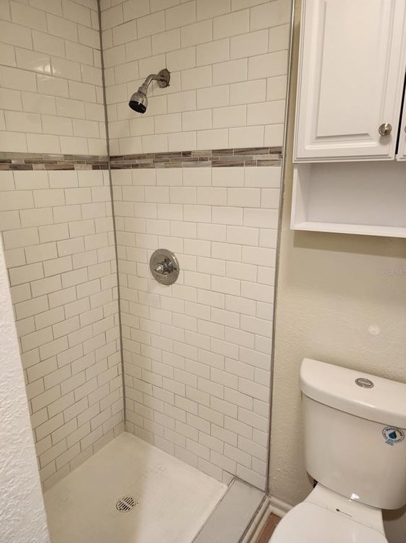 3911 Sablewood Dr, Tarpon Springs FL  34691-3417 exterior