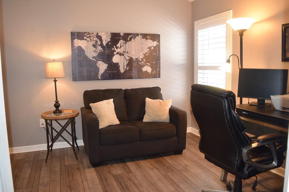 31836 Turkeyhill Dr, Zephyrhills FL  33543-7659 exterior