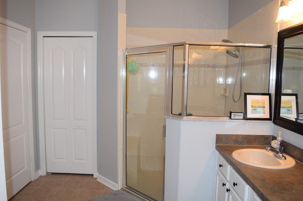 31836 Turkeyhill Dr, Zephyrhills FL  33543-7659 exterior