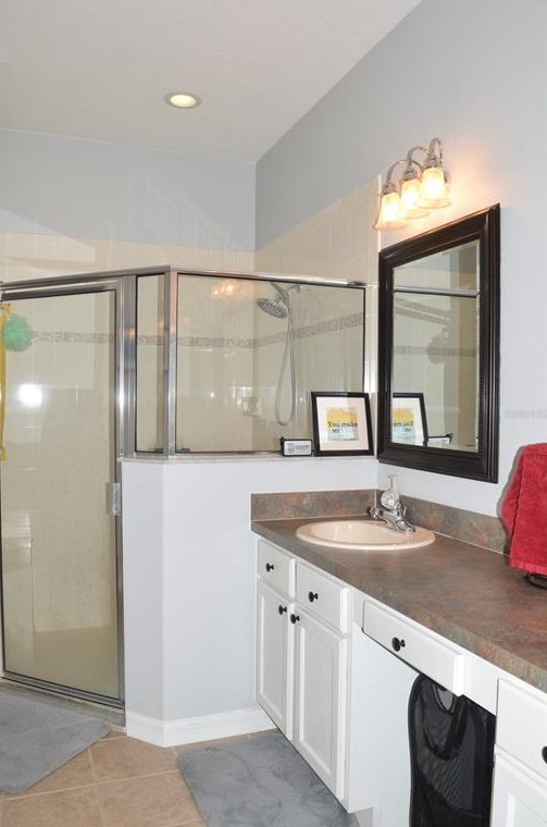 31836 Turkeyhill Dr, Zephyrhills FL  33543-7659 exterior