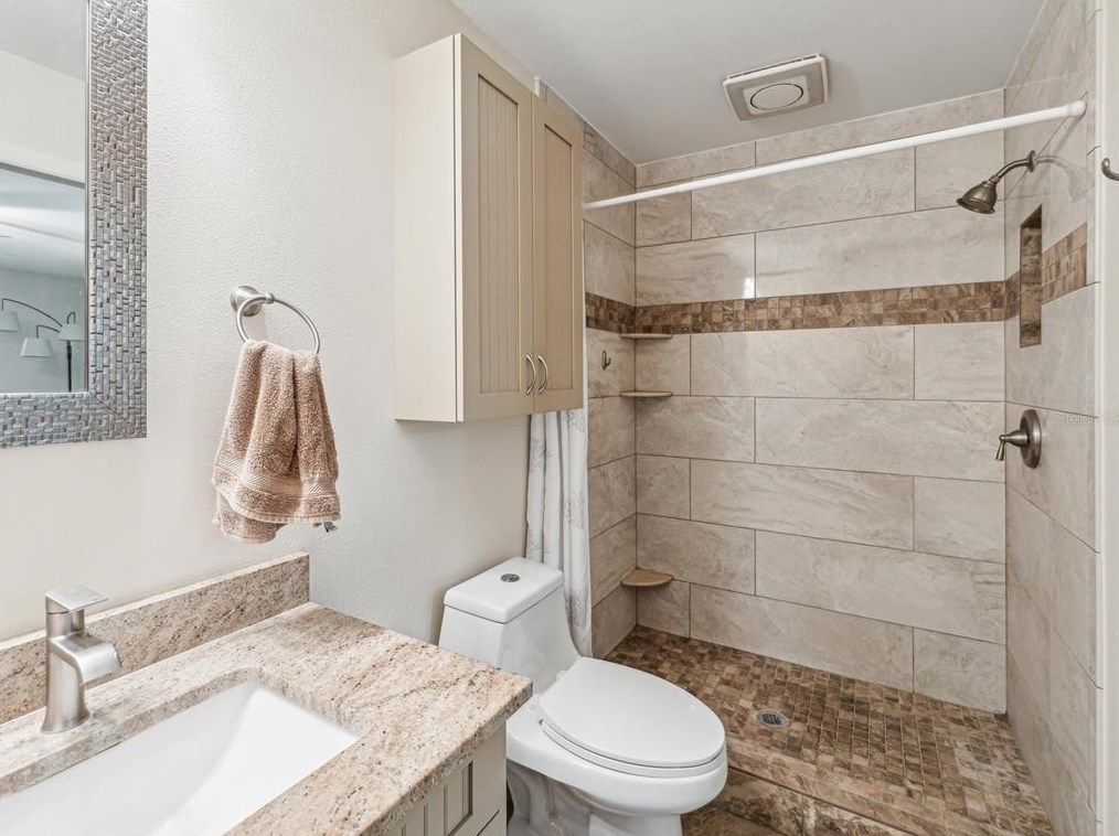 9287 119th Ave, Largo FL  33773-4331 exterior