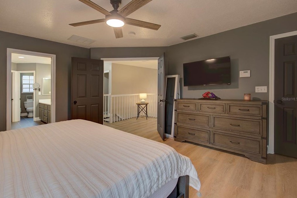 8033 Moonlight Ln, New Port Richey FL  34654-5433 exterior