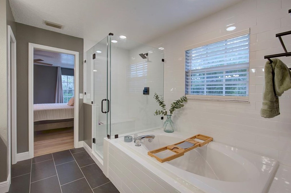 8033 Moonlight Ln, New Port Richey FL  34654-5433 exterior