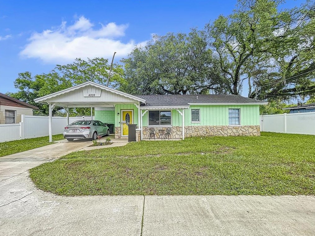 4209 Orient Rd, Tampa FL 33610-7224 exterior