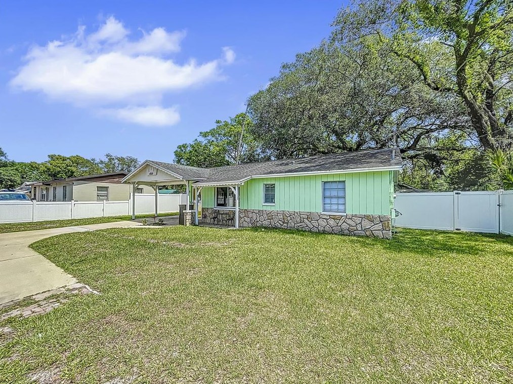 4209 Orient Rd, Tampa FL 33610-7224 exterior