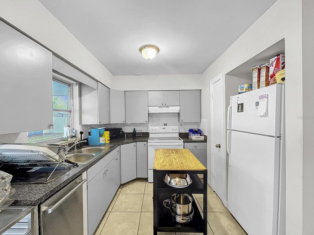 4209 Orient Rd, Tampa FL 33610-7224 exterior