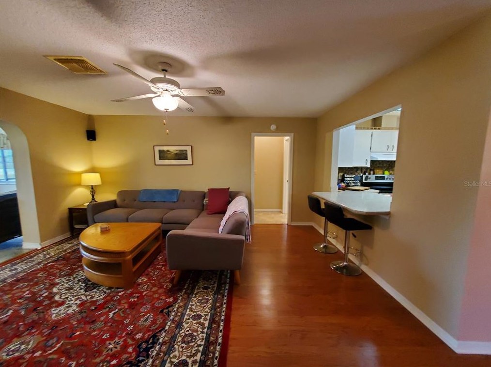 312 Stroll Ln, Ruskin FL  33573-6234 exterior