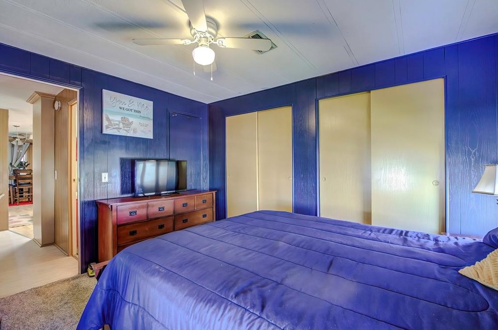 3112 Southport Dr, Tarpon Springs FL  34690-1945 exterior